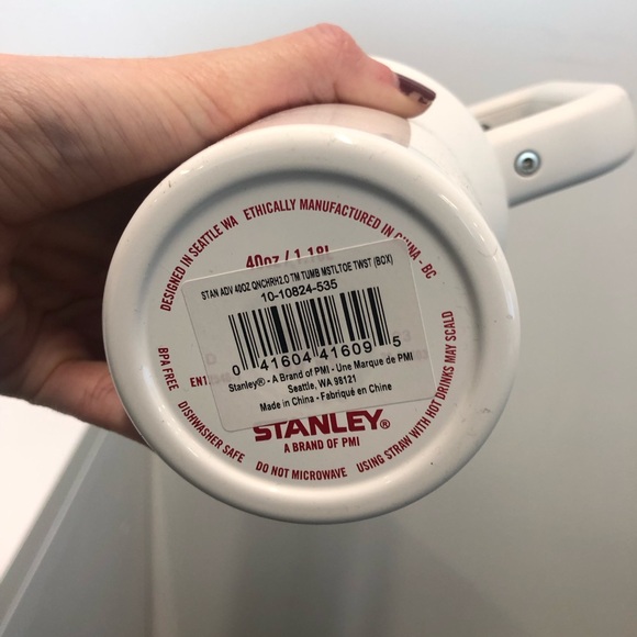 Stanley Mistletoe Twist Limited Quencher H2.0 Flowstate Tumbler 40 OZ (Christmas - Picture 5 of 5